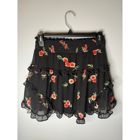 Urban Outfitters Dresses & Skirts - Urban‎ Outfitters Black Floral Skirt